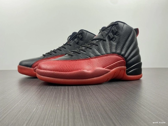 002 Game 130690 Jordan 12 (2016) Flu Retro 0809